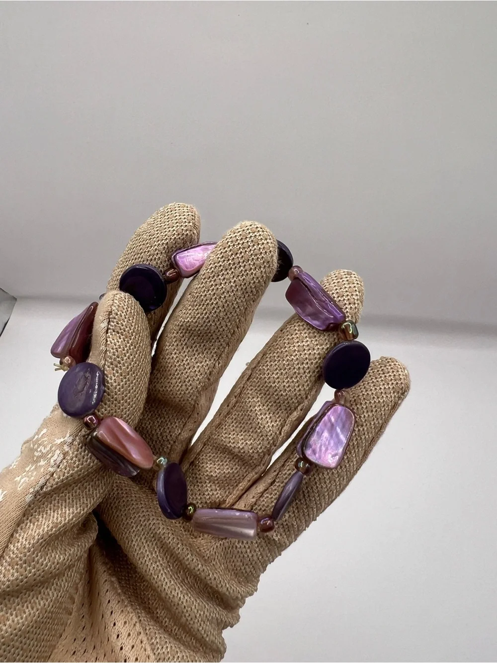 Vintage Purple Mother of Pearl Shell Beaded Stretch Bracelet